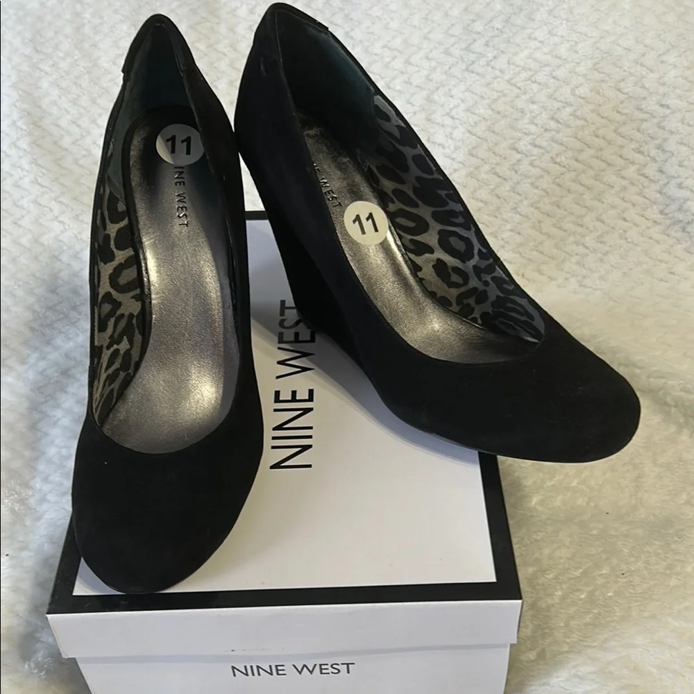 Nine West Black Wedge Shoes Elegant Design - Picture 5 of 8